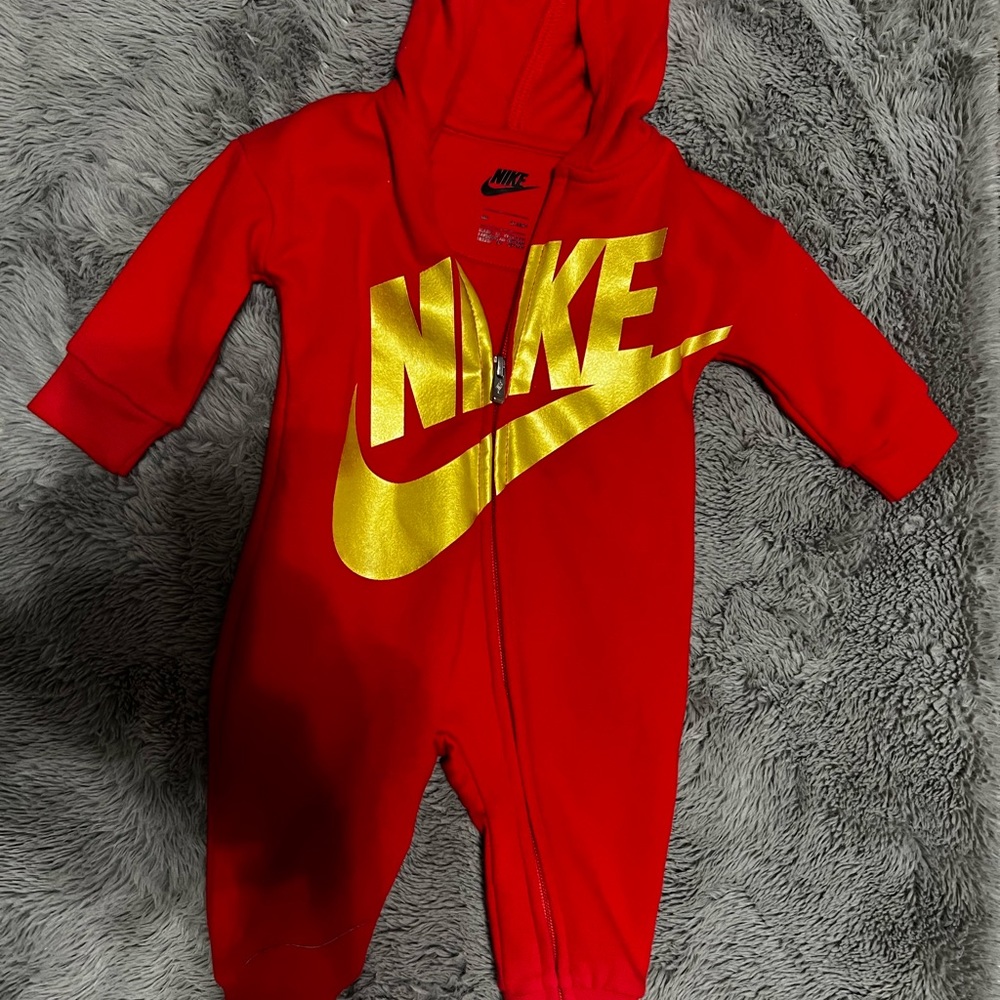 Nike one piece with hoodie 6 month